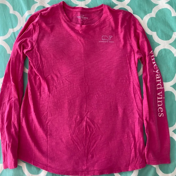 Vineyard Vines Tops - Vineyard vines girls long sleeve!!